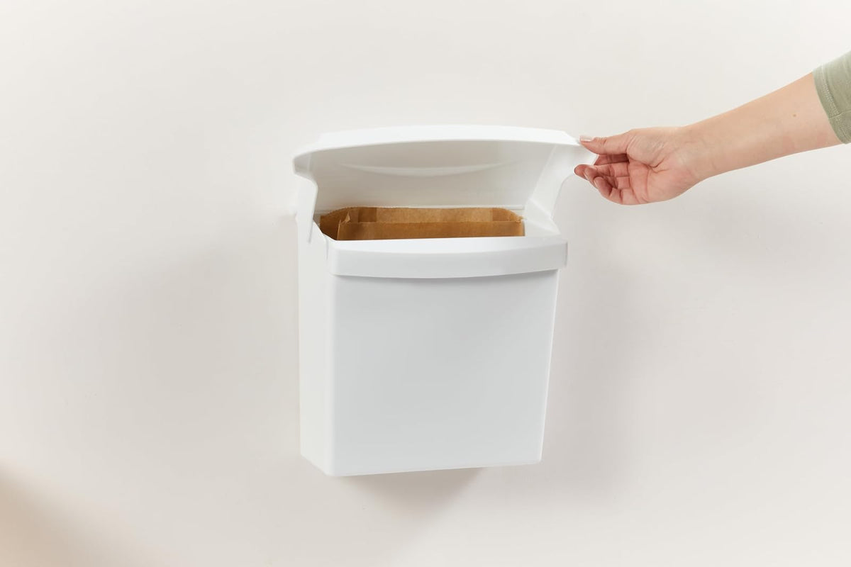Rubbermaid Commercial Products – Bolsas de Papel Encerado para Receptáculo Sanitario, Repuesto para Contenedor de Desechos de Baño, Paquete de 250 Piezas, Blanco FG6141000000