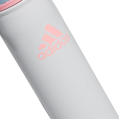 adidas Botella de agua de metal de 600 ml, acero inoxidable 18/8 con aislamiento de doble pared caliente y frío, Blanco/Rosa Spark/Clear Sky Blue, 20 Ounces