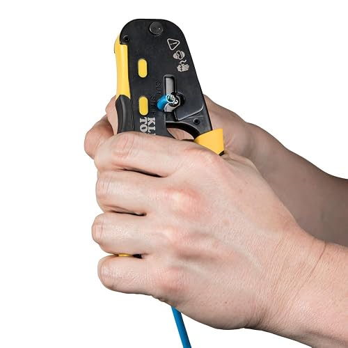 Klein Tools 80072 RJ45 Kit de probador de cables con LAN Scout Jr. 2, crimpadora coaxial, pelacables, herramienta de corte y enchufe de datos modular de paso