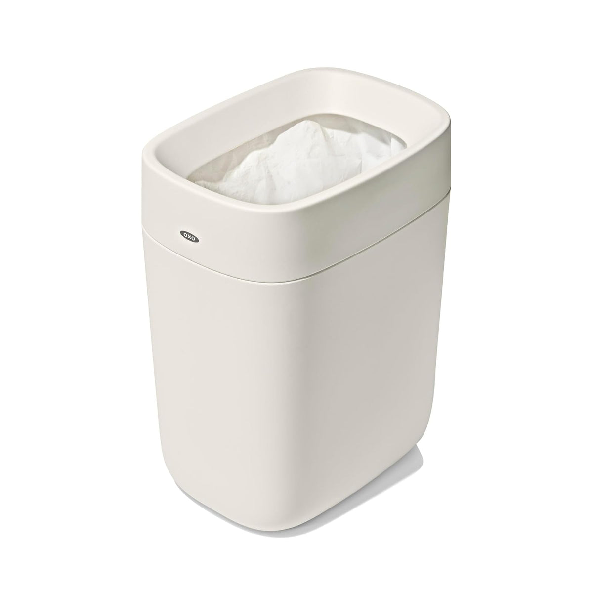 OXO Good Grips - Papelera para baño, color blanco | Cámara de basura compacta para baños, oficina, bolsas de borde ocultas, fácil de limpiar