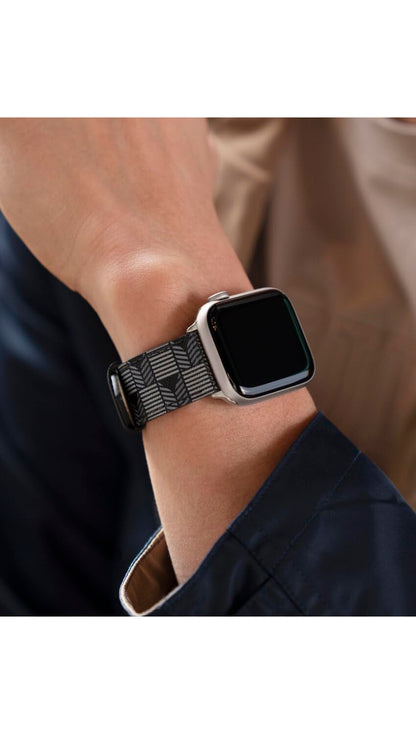 GUESS Correa de reloj inteligente para Caballero compatible con Apple Watch (42MM-44MM) Negro