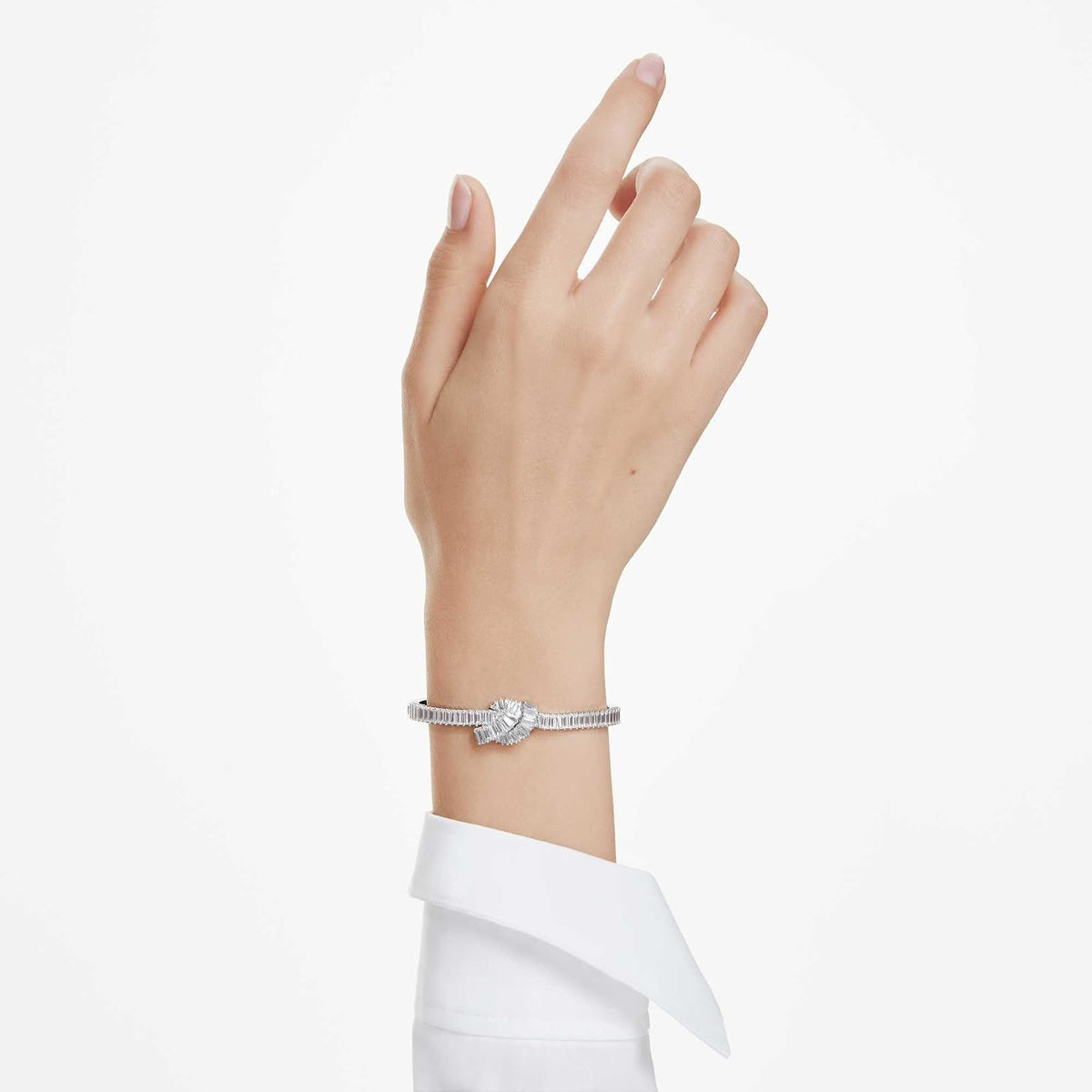 Swarovski Brazalete Matrix, Talla baguette, Nudo, Blanco, Baño de rodio