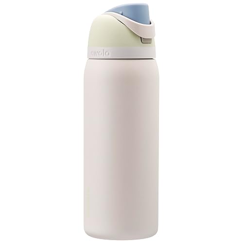 Owala FreeSip - Botella de agua aislada de acero inoxidable con popote para deportes, viajes y escuela, botella de agua deportiva sin BPA, 32 onzas, brisa helada