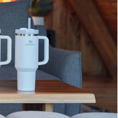 Stanley Quencher Frost 40 Onzas - Vaso de acero inoxidable aislado al vacío, con agarradera tapa y popote, termo para bebidas calientes y frías, 1.180 L