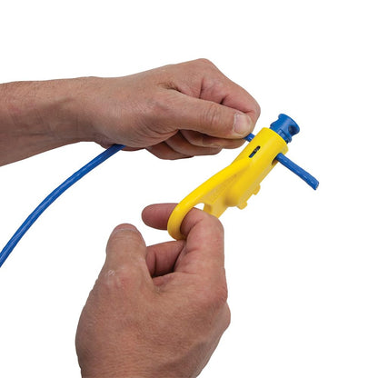 KLEIN TOOLS VDV026-212 | Kit Para Cable Par Trenzado | 6 Conectores RJ45 | Kit de herramientas para instalar cables RJ45, con pinzas para cortar, pelar y ponchar conexiones de red de forma sencilla.