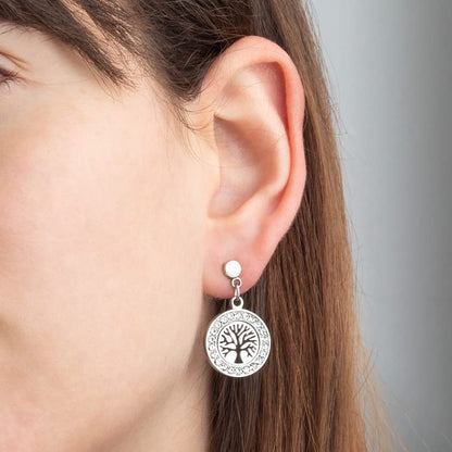 Lotus Style Aretes para dama en tono plateado