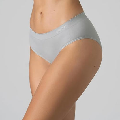 New Balance Ropa Interior Hipsters sin Costuras de Rendimiento Ultra cómodo (Paquete de 3) Ropa Interior a la Cadera para Mujer