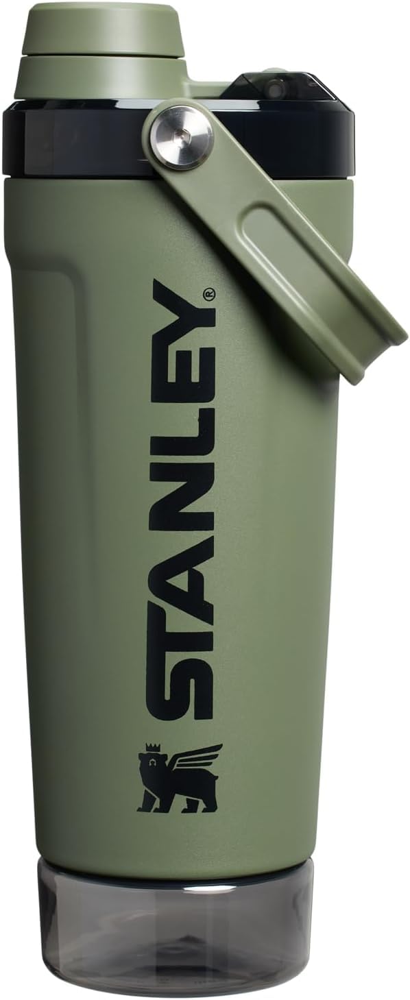Stanley Vitalize Shaker Botella Mezcladora de Proteína 591 ml - Dried Pine