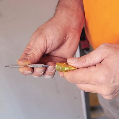 KLEIN TOOLS 32614 | Desarmador Multipunta | 4 En 1 | Uso Electrónico | Desarmador 4 en 1 con puntas intercambiables, ideal para reparar electrónicos y hacer ajustes pequeños con mayor control.