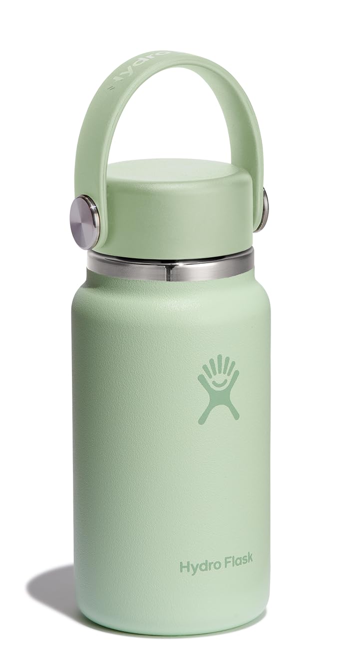 Hydro Flask - Mini frasco aislado a prueba de fugas para bolso o bolsillo en color verde aloe de 6.7 onzas