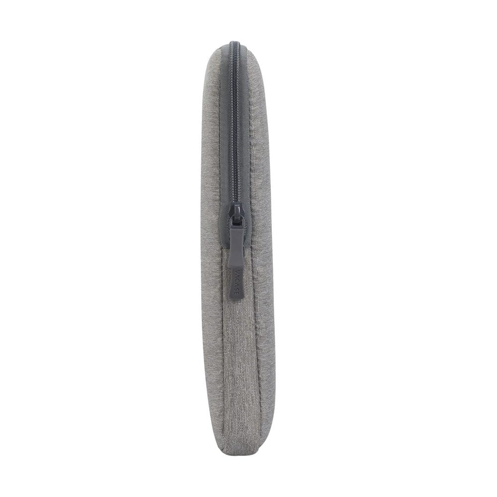 Rivacase 7705 Elegante Funda Gris para Laptop hasta 15.6". Fabricada con RPET Ecológico Reciclado, Resistente al Agua, Doble Cierre, Protección contra Golpes Accidentales Colección Suzuka
