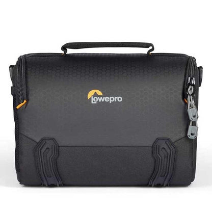 Lowepro Adventura SH 160 III, bolsa de hombro para cámara con correa de hombro ajustable/extraíble, bolsa para cámara sin espejo, compatible con Sony Alpha 7 Series, negro