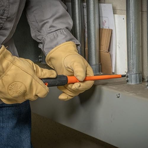 Klein Tools 6866INS - Destornillador aislado, fabricado en Estados Unidos, punta de gabinete de 1000 V, 5/16 pulgadas, destornillador con vástago de 6 pulgadas, punta dentada, mango de agarre de cojín