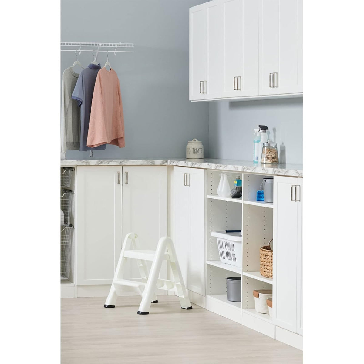Rubbermaid EZ Step Taburete Plegable, 2 Pasos, Blanco