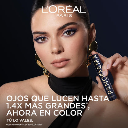 L'Oreal Paris, Panorama Chromatic Blue Suede Máscara De Pestañas Voluminizadora, Ojos Que Lucen 1.4X Más Grandes Y Pestañas Con Mayor Volumen, Tono Azul Marino