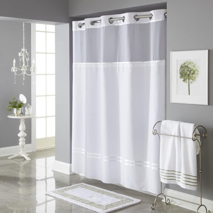 Hookless It's A Snap! Escape - Cortina de Ducha 3 en 1 con Ventana Superior Transparente, Anillos Flexibles y Forro de Tela, 71 x 74 Pulgadas, Color Blanco