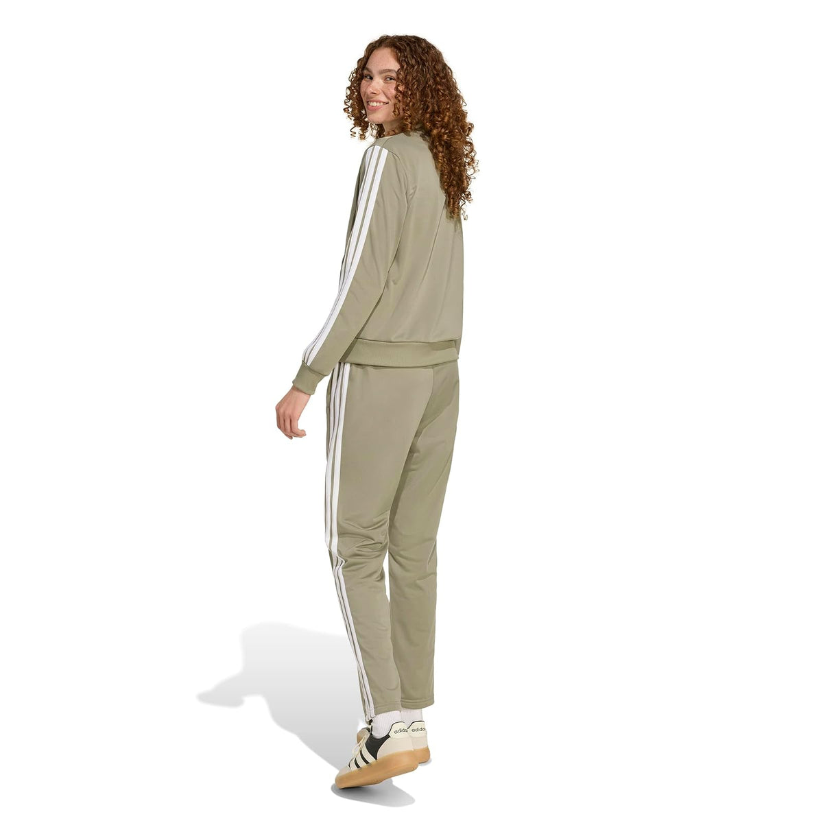 adidas Adidas Chamarra con Cierre Essentials Adidas Chamarra con Cierre Essentials Mujer