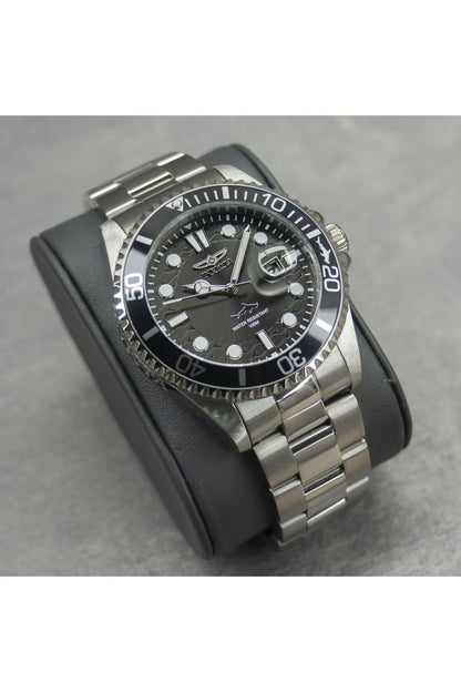 Invicta Pro Diver Reloj de cuarzo para hombre con correa de acero inoxidable, plateado, 22 (Modelo: 30018)