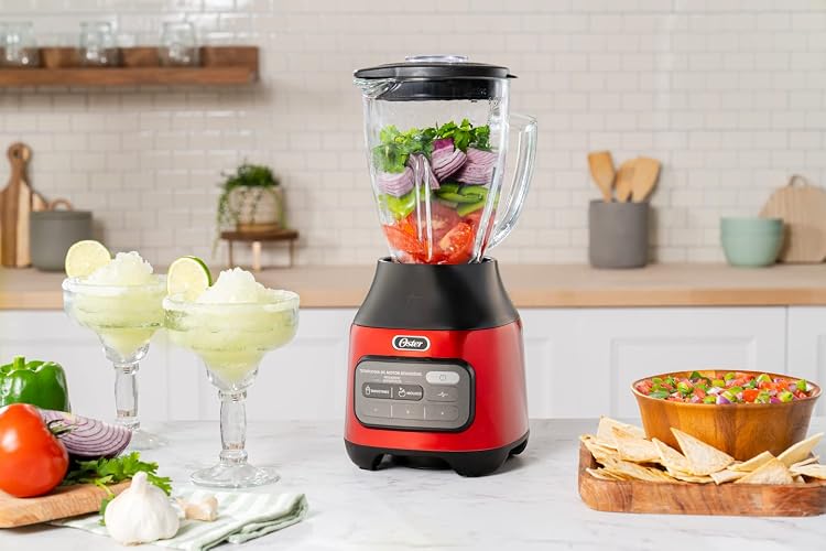 Oster Licuadora 800 W con Vaso de Vidrio de 1.5 L, 2 Programas Automáticos | 3 Velocidades + Pulso, motor reversible, acople metálico y cuchilla que tritura hielo, rojo, BLSTPEG-CRT