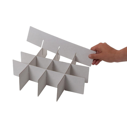 Simplify Caja de Almacenamiento de Adornos de 64 Unidades, plástico, Organizador Decorativo, contenedor de Almacenamiento, Dorado, 12 x 12 x 12 x 12 Pulgadas