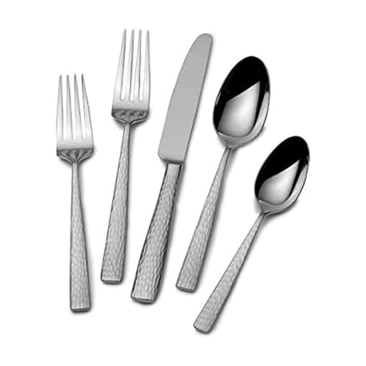 Mikasa Oliver - Juego de cubiertos de satén para 12, 65 piezas de acero inoxidable 18/10 con elegante acabado satinado y utensilios para servir, vajilla duradera