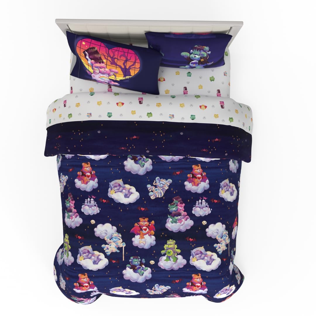 Franco Care Bears x Universal Monsters - Juego de Ropa de Cama de 7 Piezas súper Suave y Acogedor Reversible y Juego de sábanas con Funda matrimonial, (Producto con Licencia Oficial)