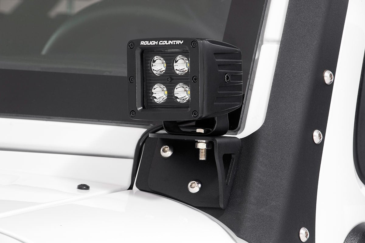 Rough Country - Soportes de luz inferior para parabrisas 07-18 Jeep Wrangler JK - 70044, negro
