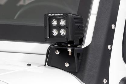 Rough Country - Soportes de luz inferior para parabrisas 07-18 Jeep Wrangler JK - 70044, negro