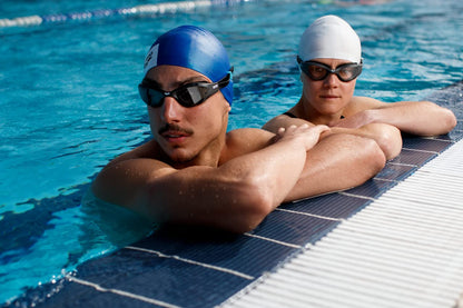 Arena The One 001430 - Gafas de natación para Hombres y Mujeres, Color Blanco Ahumado Claro, Lente no Espejo