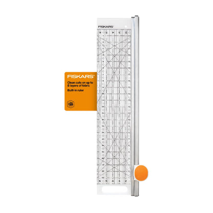 Fiskars 15,2 x 61 cm Rotary Cutter y regla Combo (195130 – 1001) | Hoja giratoria de acero de alta calidad de 45 mm, corta varias capas de tela, mango ergonómico, rejilla de medición integrada