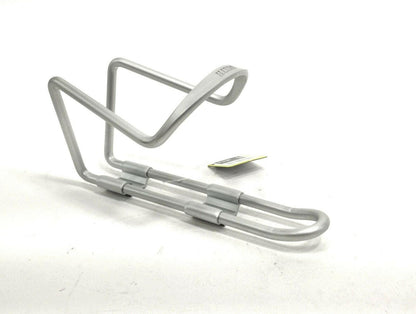 Delta Alloy Bottle Cage, Silver