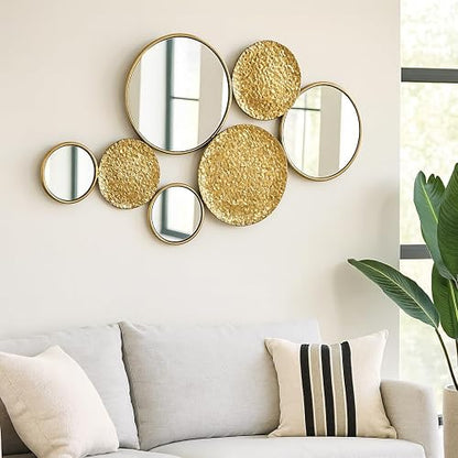 Sagebrook Home - Espejo de pared de metal metálico, moderno acento geométrico decorativo, decoración de pared colgante para sala de estar, recámara o entrada, dorado 39 x 24 pulgadas