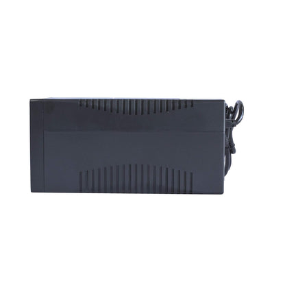 Smartbitt - No-Break Interactivo, Regulador y Supresor de Picos - UPS Ideal para apagones y Cortes de energía - Batería de Respaldo - Negro (900 Va, Hogar y Oficina)