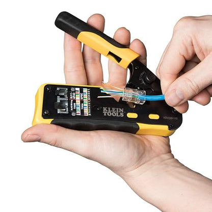 KLEIN TOOLS VDV226-110 | Ponchadora RJ45 | Pela, Corta Y Crimpa | Pass-Thru | Haz instalaciones RJ45 más prácticas: pela, corta y crimpa con una sola herramienta, ideal para trabajos de voz y datos.