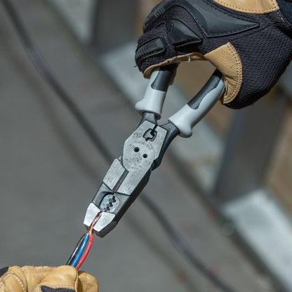 Klein Tools J2159CRTP - Alicates de corte lateral, fabricados en Estados Unidos, alicates híbridos de alto apalancamiento de 9 pulgadas con engarzador, extractor de cinta de pescado y pelacables