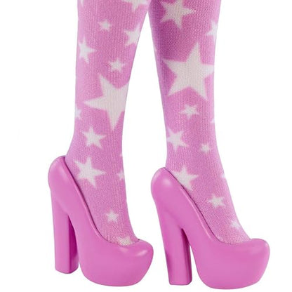 Barbie Fashionista Deluxe Style Muñeca con Vestido Rosa y Pelo Suelto, Accesorios de Moda y Cuerpo articulado, para niñas de 4 años en adelante