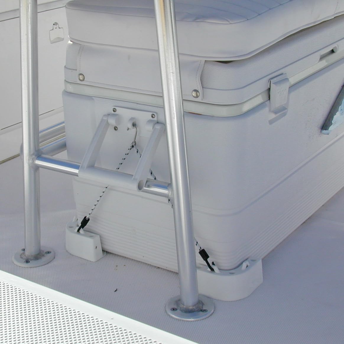 T-H Marine Kit de Montaje para Hielera CMK-1-DP, Blanco