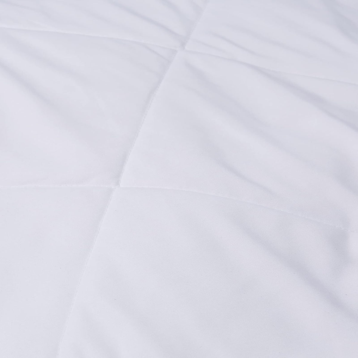 Spring Air Paquete de Protector y Almohada 100% Microfibra de Poliester - Queen Size