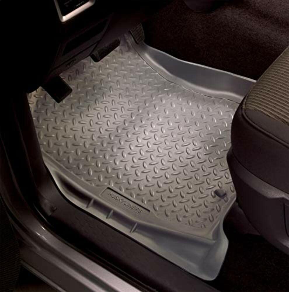 Husky Liners - Alfombrillas de Estilo clásico | Se Adapta a Toyota Tacoma 1995-2004 y Cabina de Acceso Solo | Fila Delantera, 2 Unidades, Color Negro - 35111