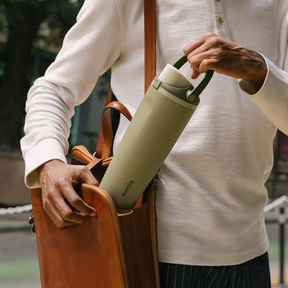Owala FreeSip Sway - Botella de agua de acero inoxidable con boquilla bidireccional, popote integrado y mango de cubeta, hecha para viajes, escuela y deportes, 30 onzas, sin BPA, a prueba de fugas