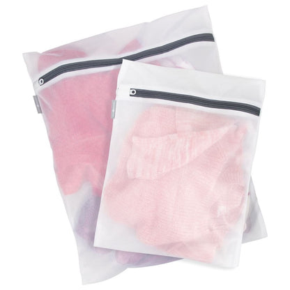InterDesign 05960 Mesh Laundry Bags for Delicates in-Wash Cleaning, Bras, Underwear, White, Medium/Large, Set of 2