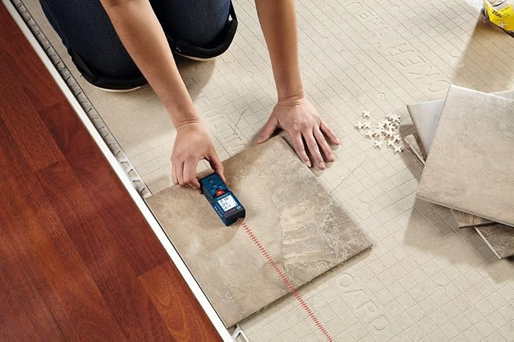 Bosch Blaze Pro GLM165-40 - Medidor láser de distancia, 165 pies (50.29 m)