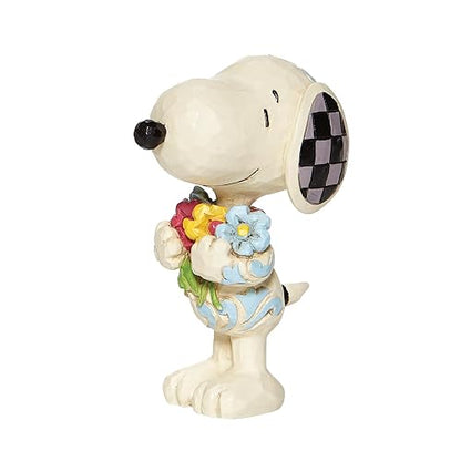 Enesco Peanuts by Jim Shore Snoopy Holding Spring Flowers - Figura en Miniatura, 3 Pulgadas, Multicolor, Blanco