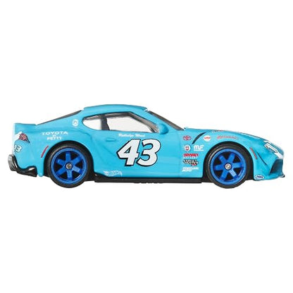 Hot Wheels Premium Boulevard, Vehículo 2021 Toyota GR Supra, Auto Deportivo Moderno, Colección, Escala 1:64, para Niños De 3 Años en adelante