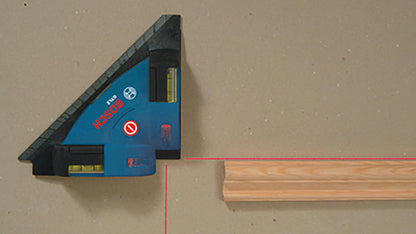 BOSCH GTL2 - Cuadrado de nivel láser, incluye tiras de montaje adhesivas