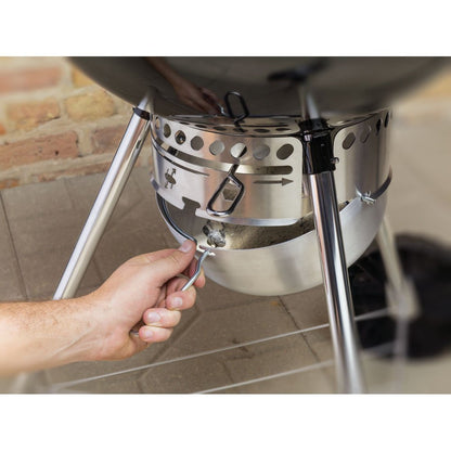Asador de Carbón Weber Original Kettle, 22" Premium Negro