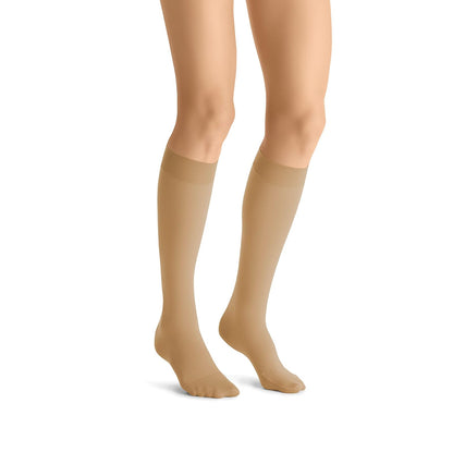JOBST Ultrasheer Medias de compresión, Media 20-30mmHg, Rodilla, Talla M | Punta Cerrada, Color Miel, Compresión de Grado Médico