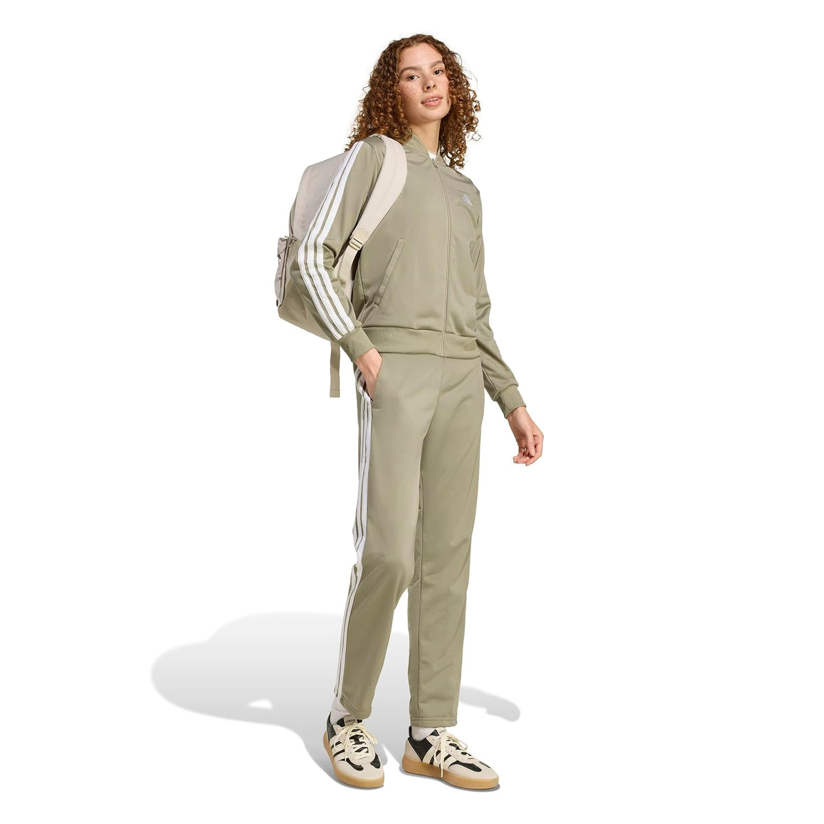 adidas Adidas Chamarra con Cierre Essentials Adidas Chamarra con Cierre Essentials Mujer