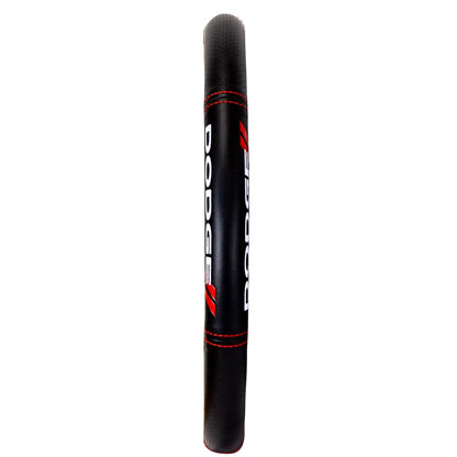 Plasticolor Cubierta De Volante Dodge 006694R01 | Material premium, diámetro 14.5-15 pulgadas, costuras de alto contraste, para automóviles/camiones/SUV