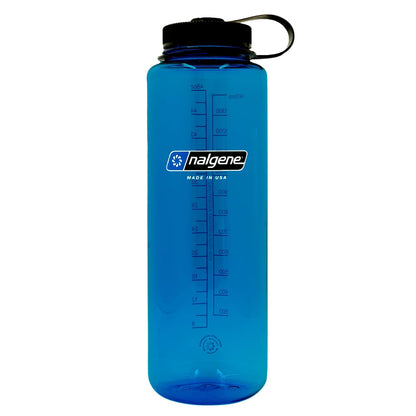 Nalgene Sustain Tritan - Botella de agua sin BPA hecha con material derivado de 50% residuos de plástico, 44 onzas, boca ancha, azul - Azul - Botella de agua